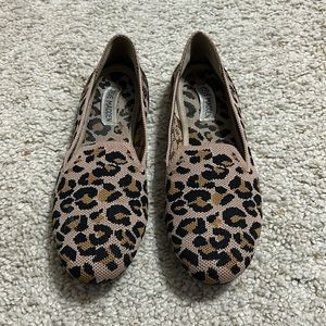 Steve Madden leopard print Sabin flats